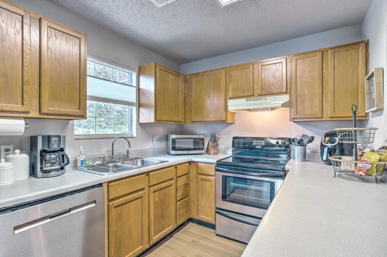 Pottsboro Home With Fire Pit Less Than 1 Mi To Lake Texoma! Zewnętrze zdjęcie
